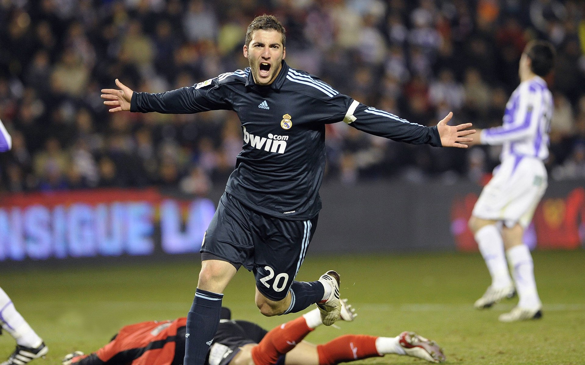 波波维奇赛场表现引发媒体关注，波波维奇 胜场